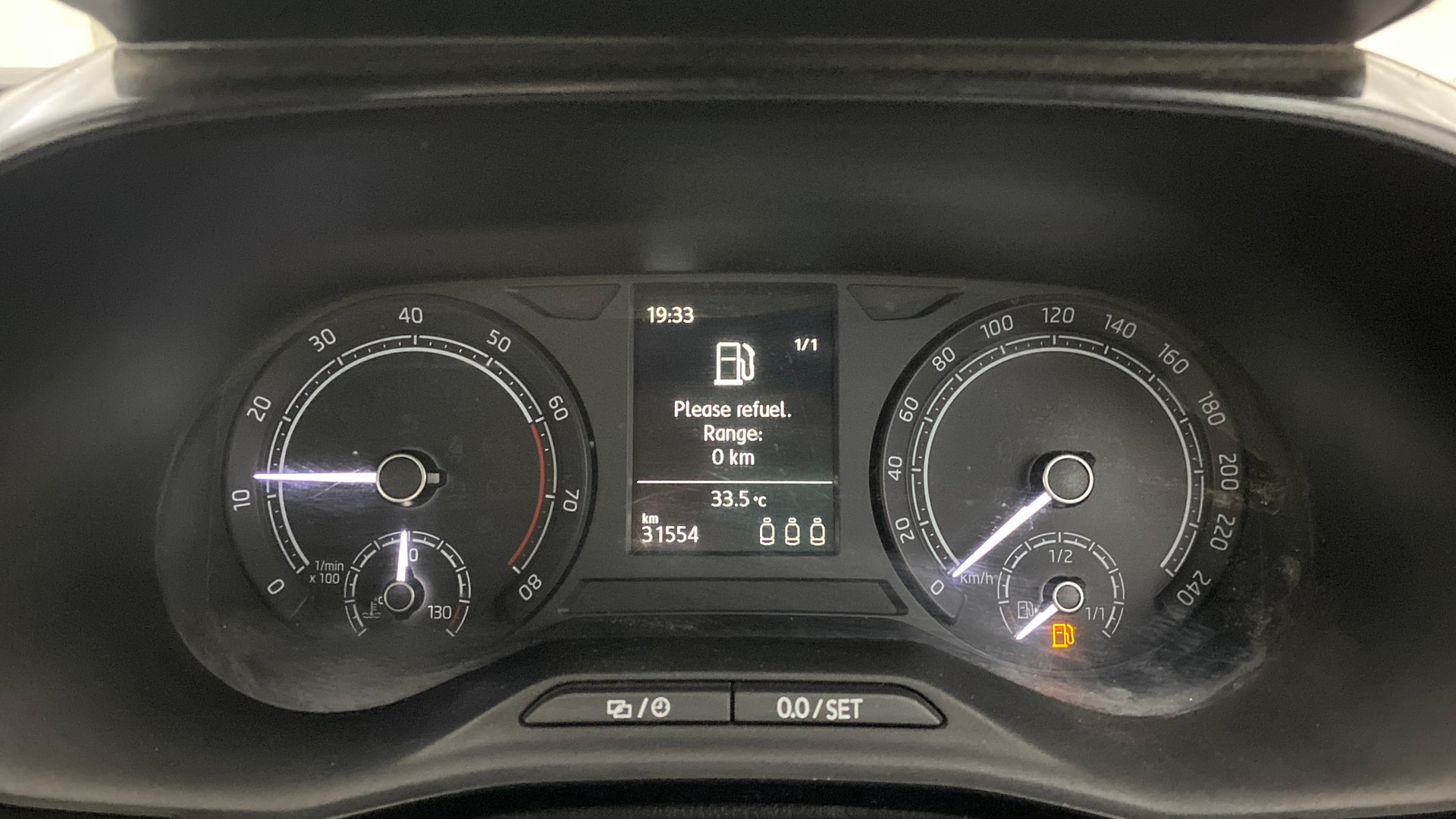 View 2023 Skoda Slavia Active 1.0 TSI MT Image 33 Used 2023 Skoda Slavia Active 1.0 TSI MT Image 33