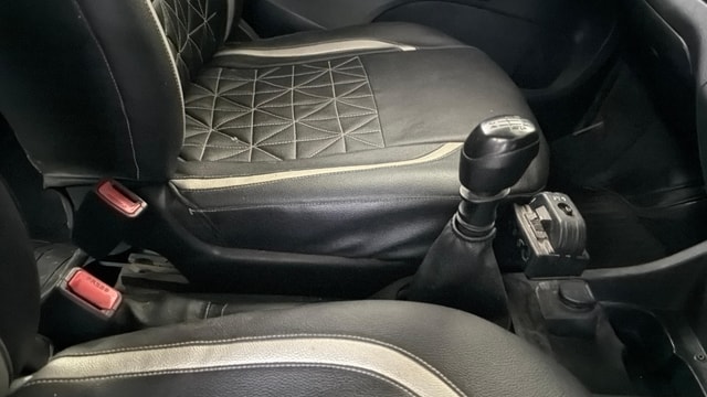 View Renault Kwid Image 37 Used Renault Kwid Image 37