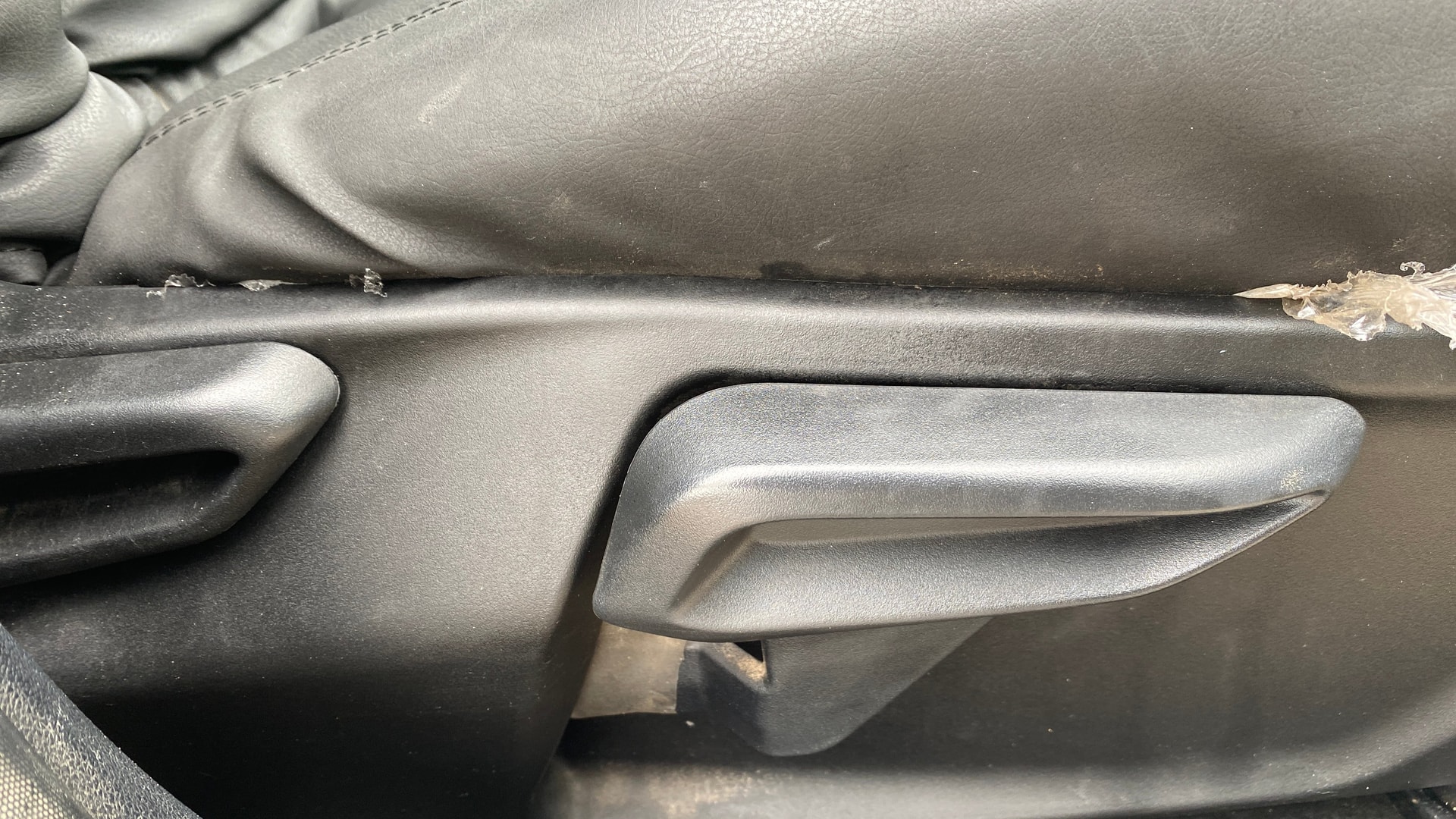 View 2020 Tata Tiago Revotorq XB Image 10 Used 2020 Tata Tiago Revotorq XB Image 10