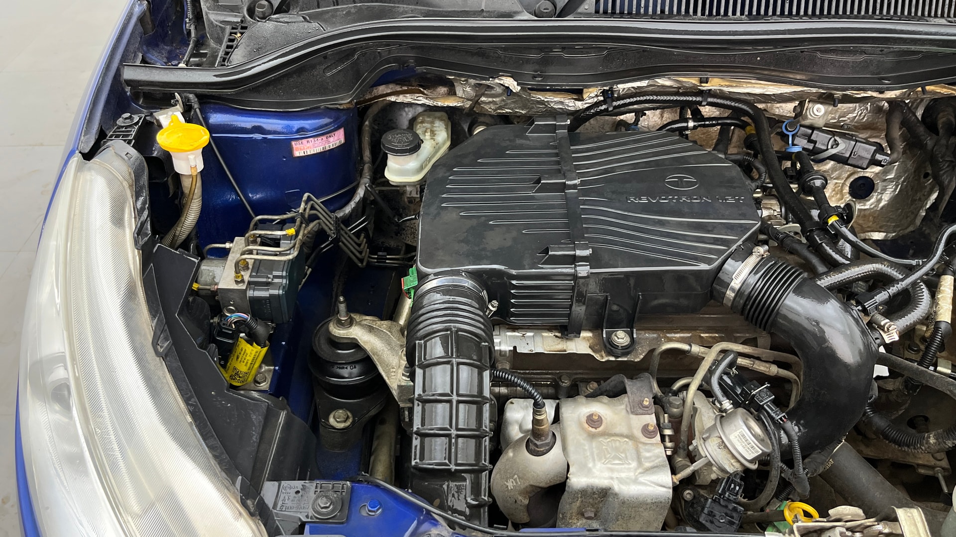 View 2015 Tata Zest XMS Petrol Image 3 Used 2015 Tata Zest XMS Petrol Image 3