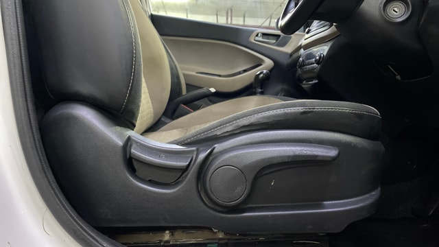 View Hyundai Elite i20 Image 12 Used Hyundai Elite i20 Image 12