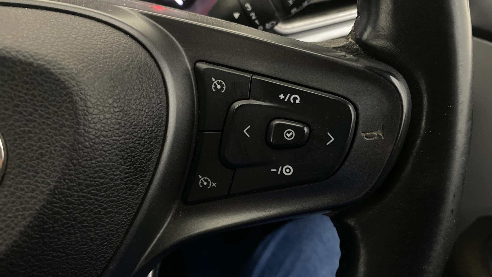 Used 2020 Tata Altroz Used 2020 Tata Altroz