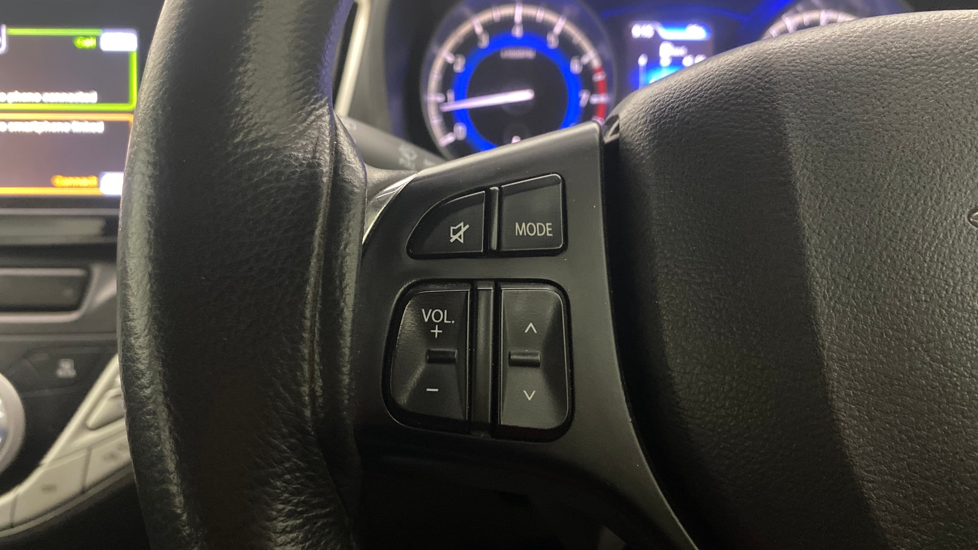 View 2018 Maruti Suzuki 1000 Base Variant Image 3 Used 2018 Maruti Suzuki 1000 Base Variant Image 3