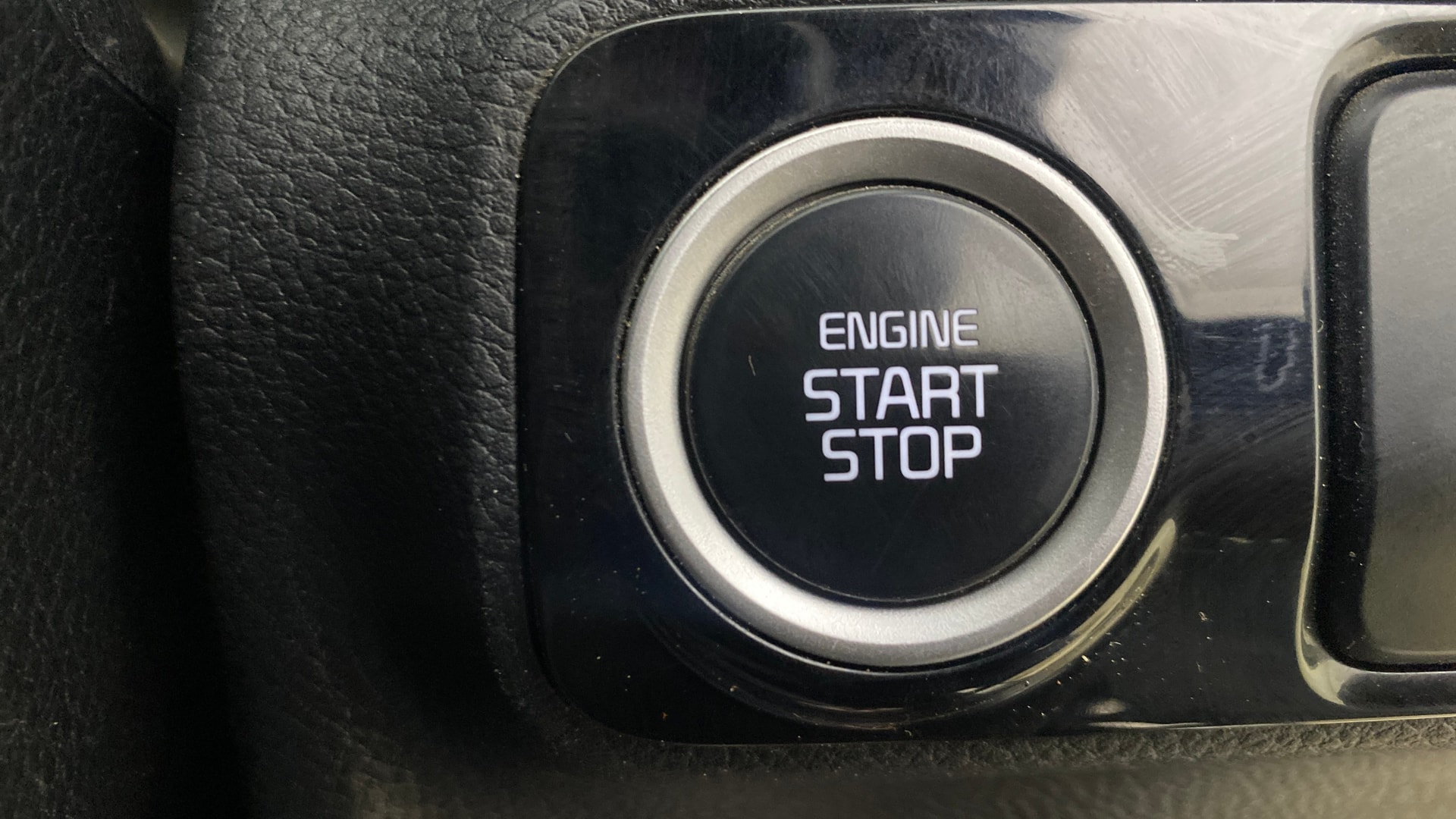 View 2020 Kia Sonet GTX Plus iMT Petrol Image 41 Used 2020 Kia Sonet GTX Plus iMT Petrol Image 41