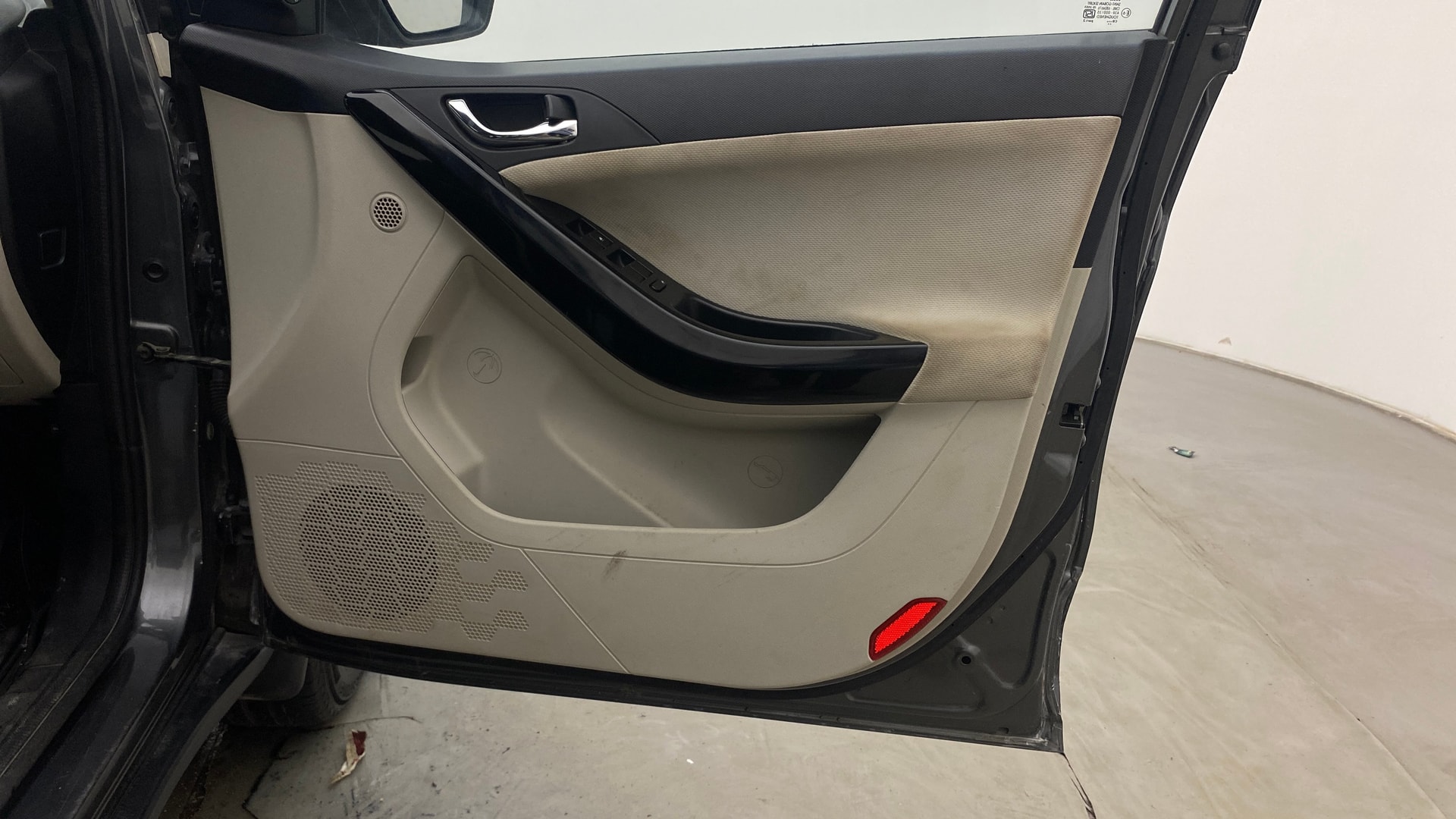 View 2021 Tata Nexon Revotron XE Image 35 Used 2021 Tata Nexon Revotron XE Image 35