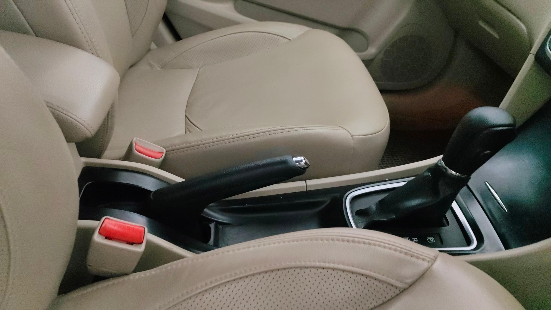 View 2019 Maruti Suzuki 1000 Base Variant Image 40 Used 2019 Maruti Suzuki 1000 Base Variant Image 40