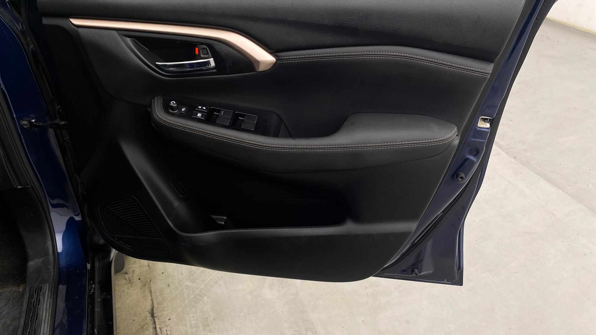 View 2023 Maruti Suzuki 1000 Base Variant Image 35 Used 2023 Maruti Suzuki 1000 Base Variant Image 35