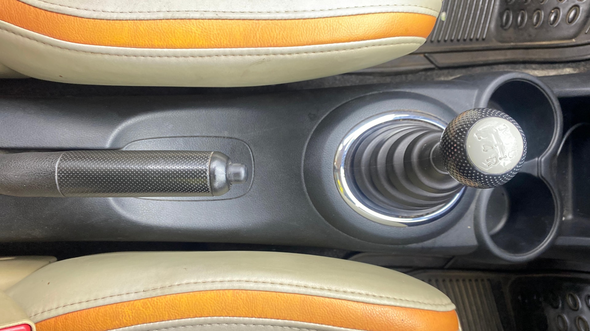 View 2013 Honda Brio S MT Petrol Image 37 Used 2013 Honda Brio S MT Petrol Image 37