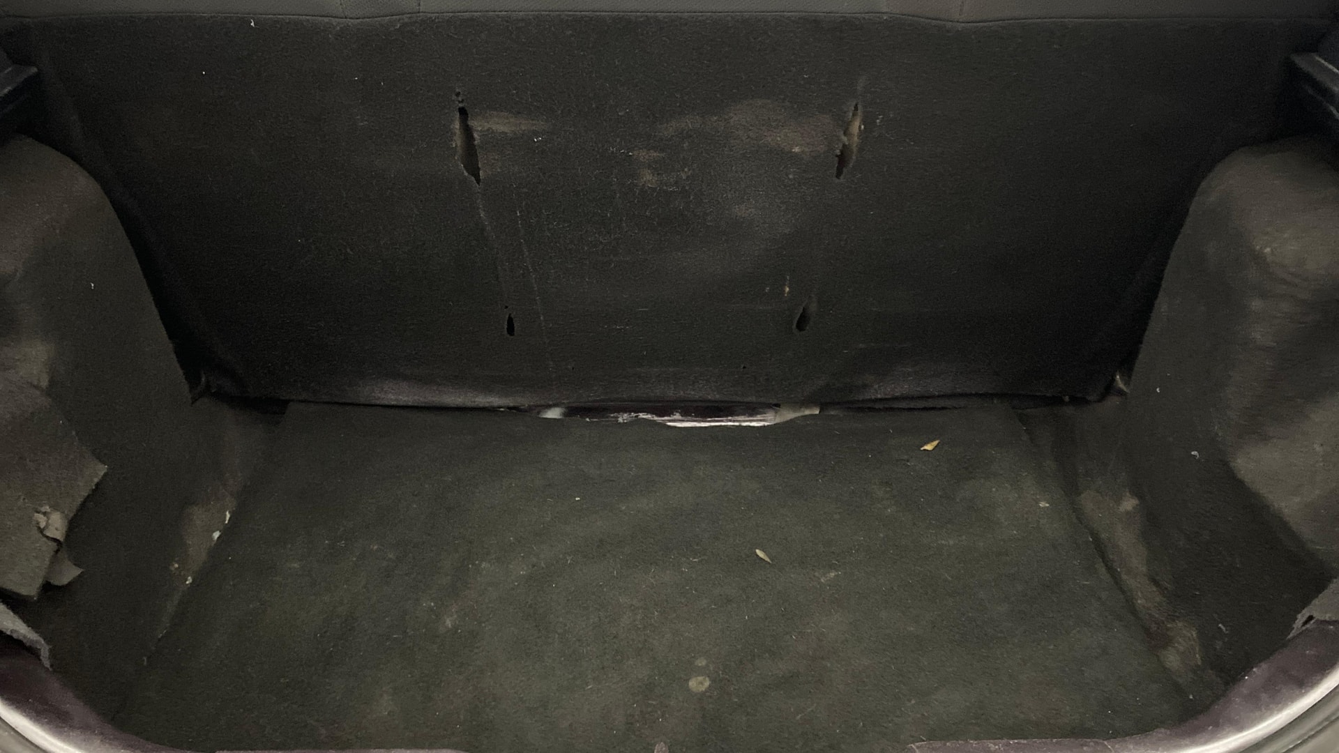View 2019 Tata Tiago Revotorq XB Image 6 Used 2019 Tata Tiago Revotorq XB Image 6