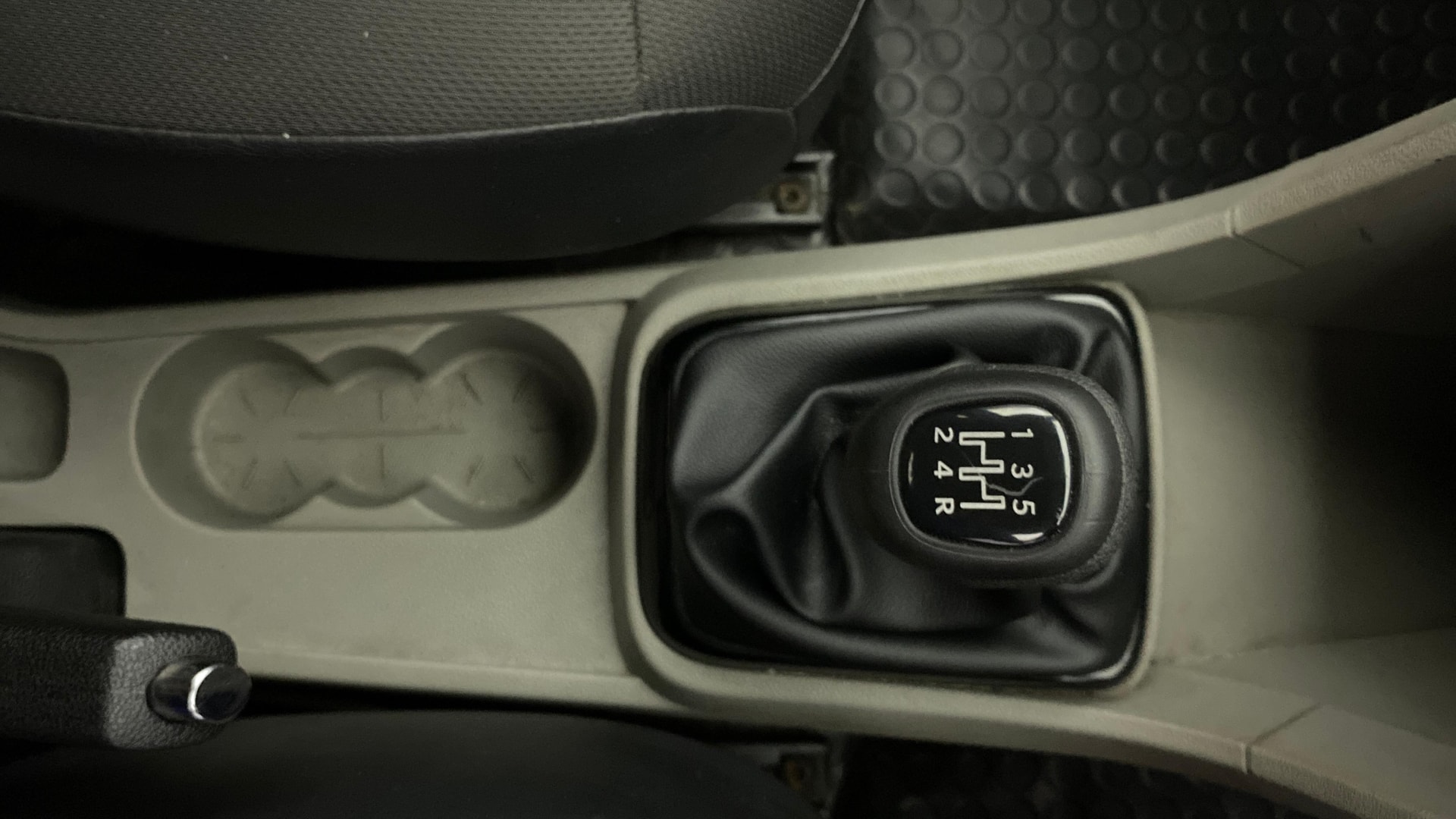 View 2019 Tata Tiago Revotorq XB Image 38 Used 2019 Tata Tiago Revotorq XB Image 38