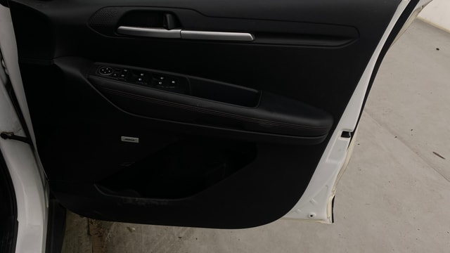 View Kia Sonet Image 40 Used Kia Sonet Image 40