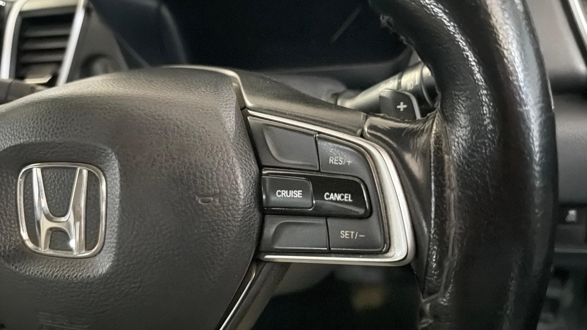 View 2020 Honda City ZX CVT Image 3 Used 2020 Honda City ZX CVT Image 3