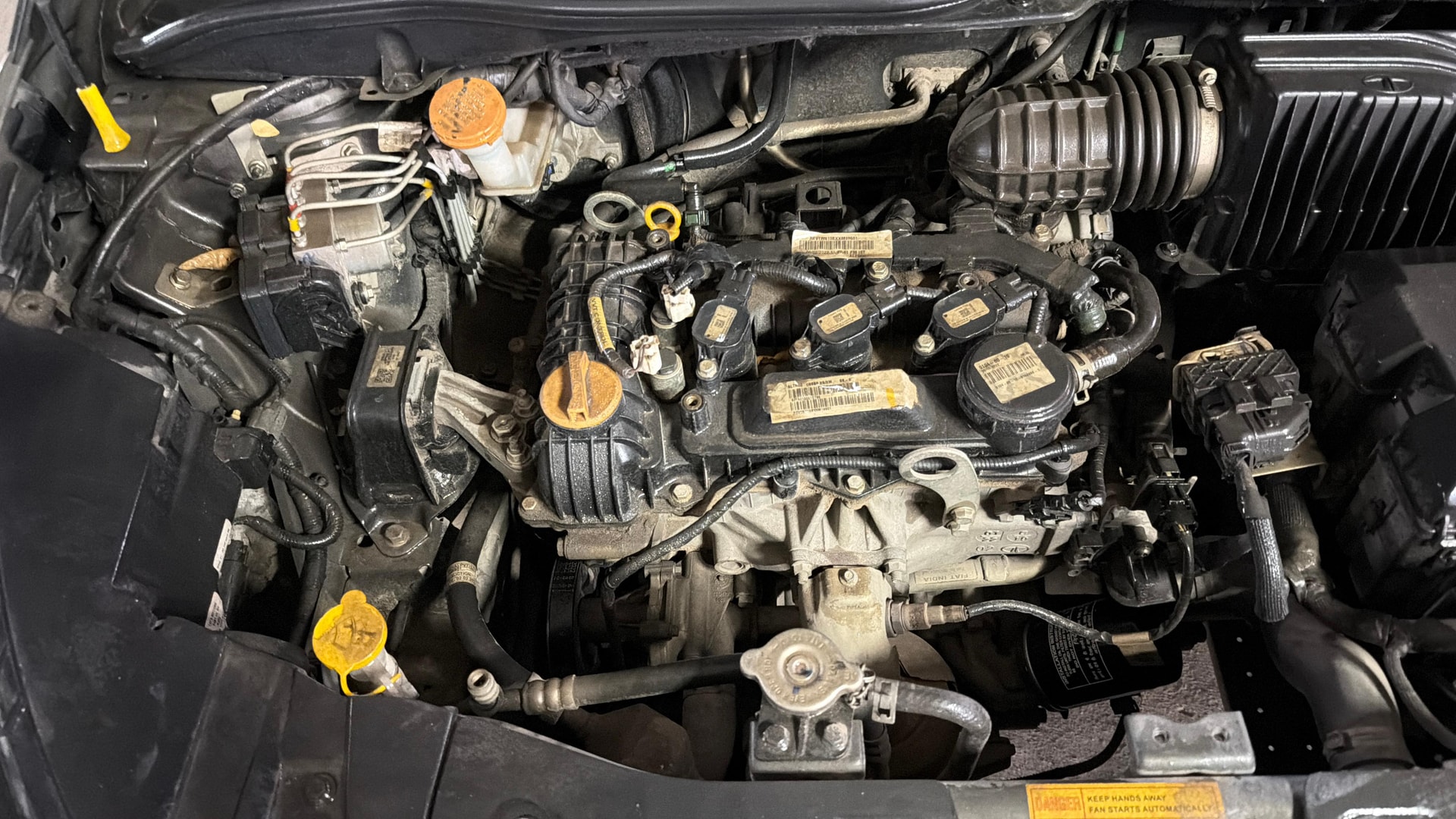 View 2022 Tata Altroz XE Petrol Image 3 Used 2022 Tata Altroz XE Petrol Image 3
