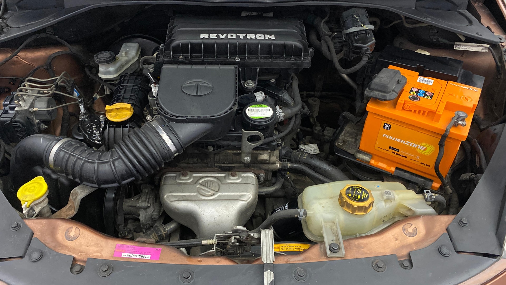 View 2017 Tata Tigor XT Petrol Image 40 Used 2017 Tata Tigor XT Petrol Image 40