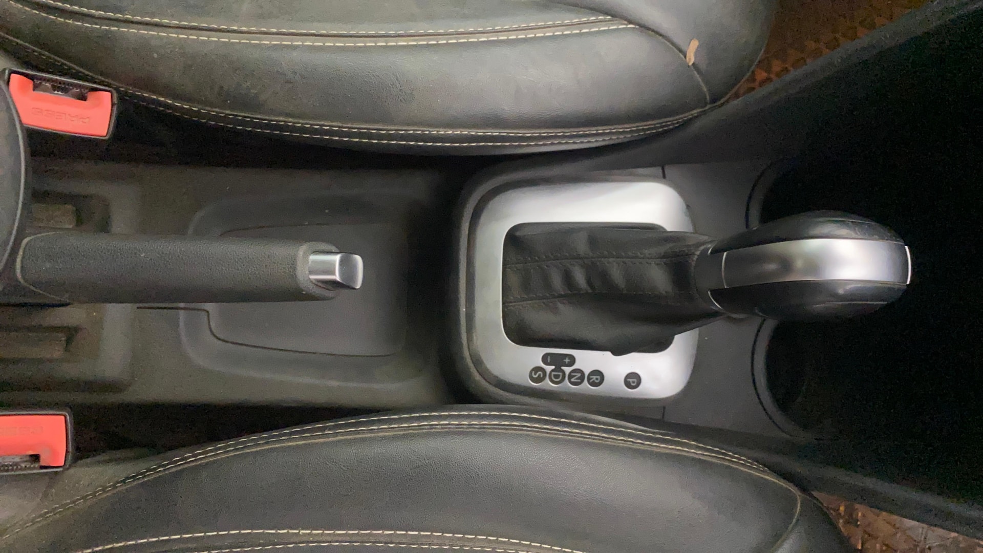 View 2022 Volkswagen Vento 1.2 L TSI Comfortline Petrol AT Image 38 Used 2022 Volkswagen Vento 1.2 L TSI Comfortline Petrol AT Image 38