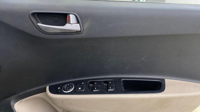 View Hyundai Xcent Image 33 Used Hyundai Xcent Image 33