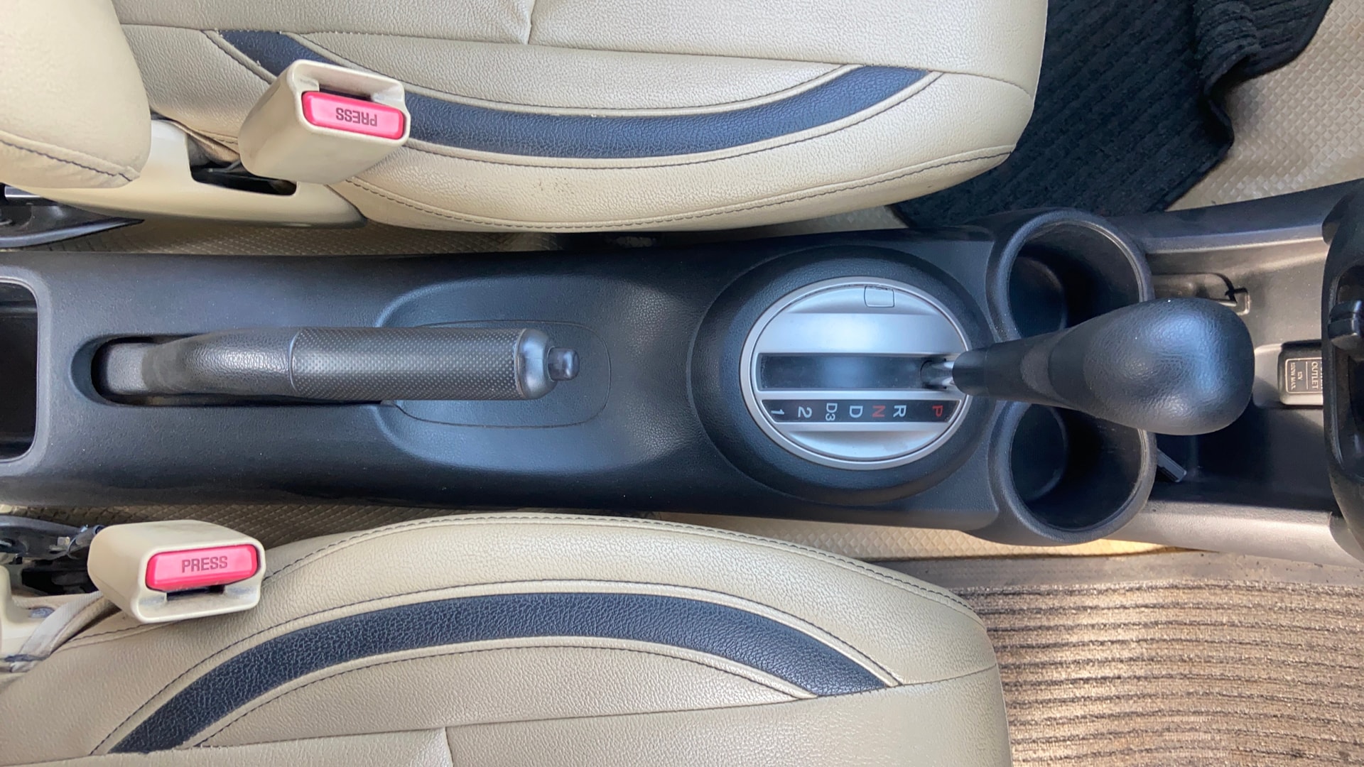 View 2014 Honda Amaze E MT Petrol BS IV Image 39 Used 2014 Honda Amaze E MT Petrol BS IV Image 39