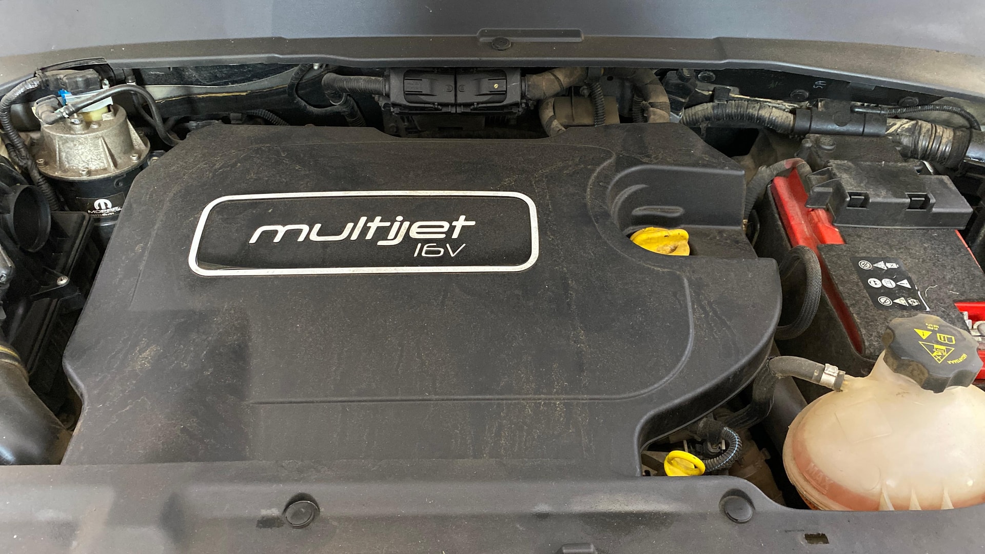 View 2018 Jeep Compass Longitude (O) 2.0 Diesel MT Image 41 Used 2018 Jeep Compass Longitude (O) 2.0 Diesel MT Image 41