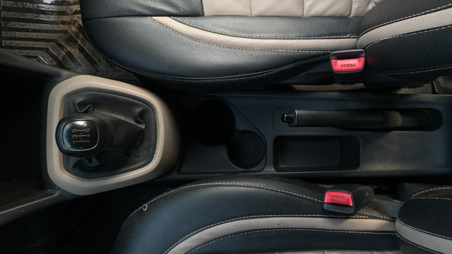 View Hyundai Grand i10 Image 44 Used Hyundai Grand i10 Image 44