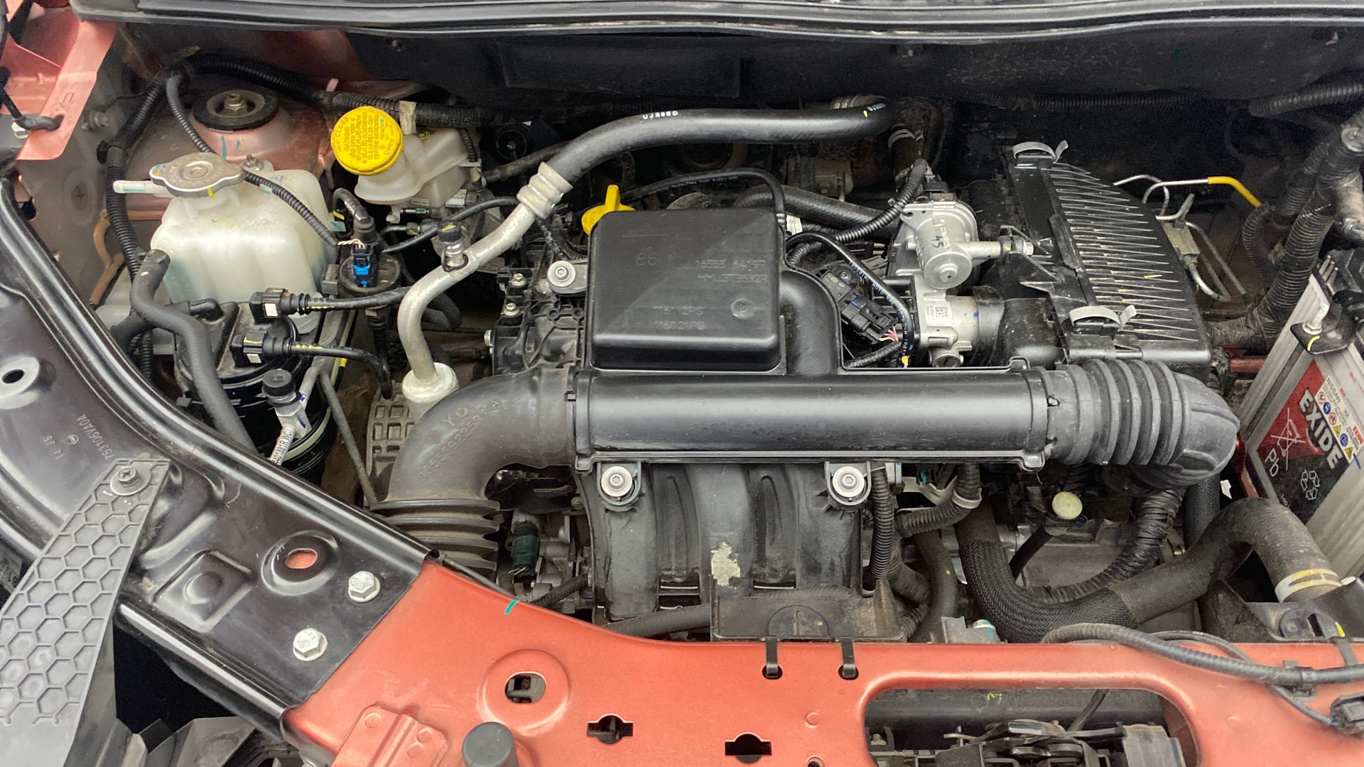 Used 2025 Nissan Magnite Used 2025 Nissan Magnite