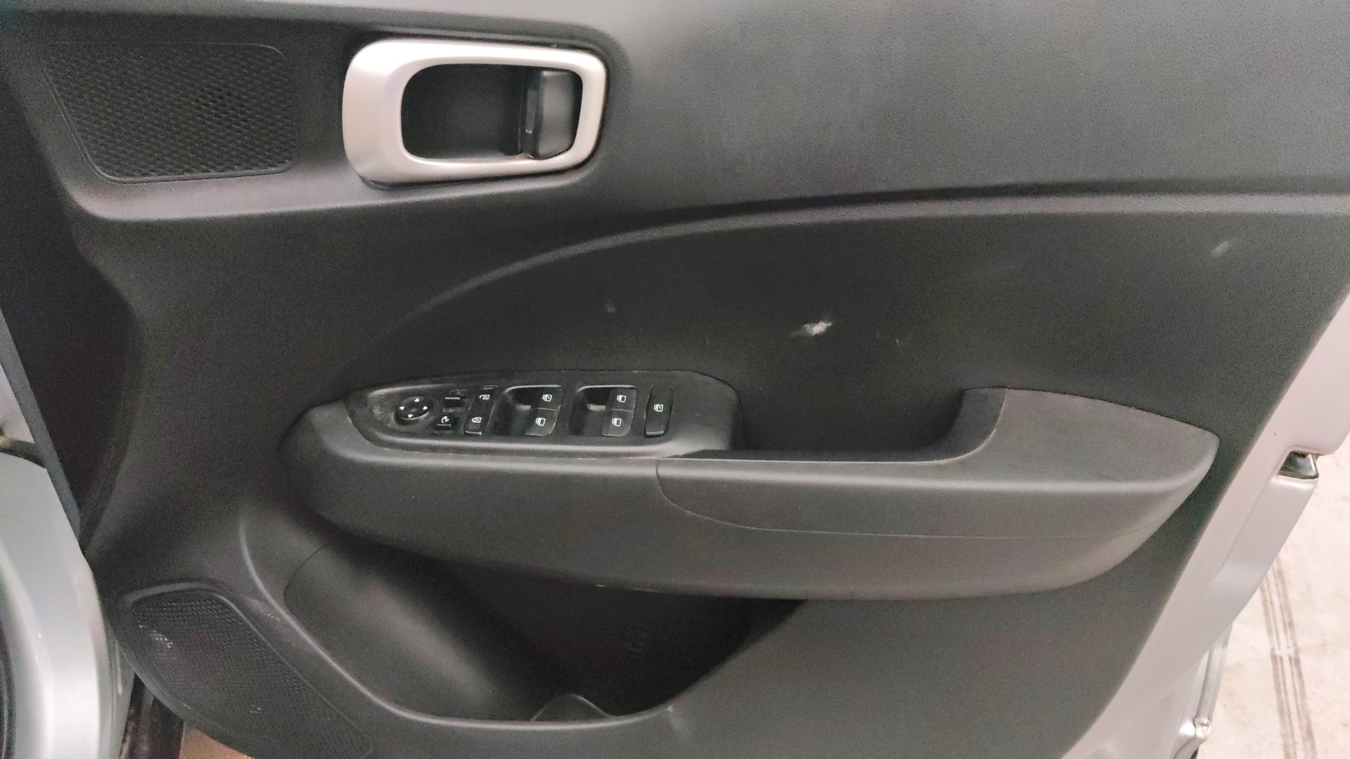 View 2019 Hyundai Venue SX 1.0 Petrol Image 35 Used 2019 Hyundai Venue SX 1.0 Petrol Image 35