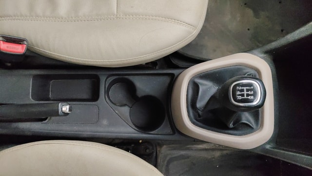 View Hyundai Grand i10 Image 38 Used Hyundai Grand i10 Image 38