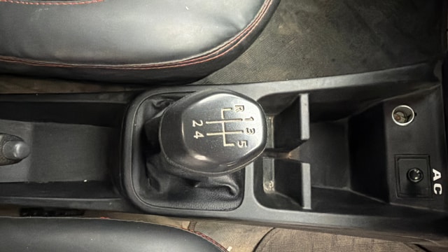 View Renault Kwid Image 37 Used Renault Kwid Image 37