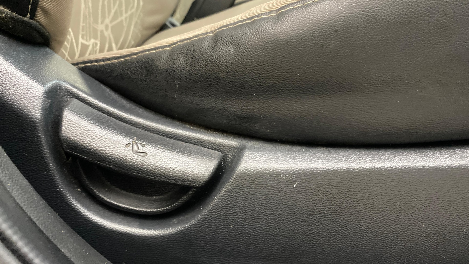 View 2015 Hyundai Xcent Base Petrol Image 18 Used 2015 Hyundai Xcent Base Petrol Image 18