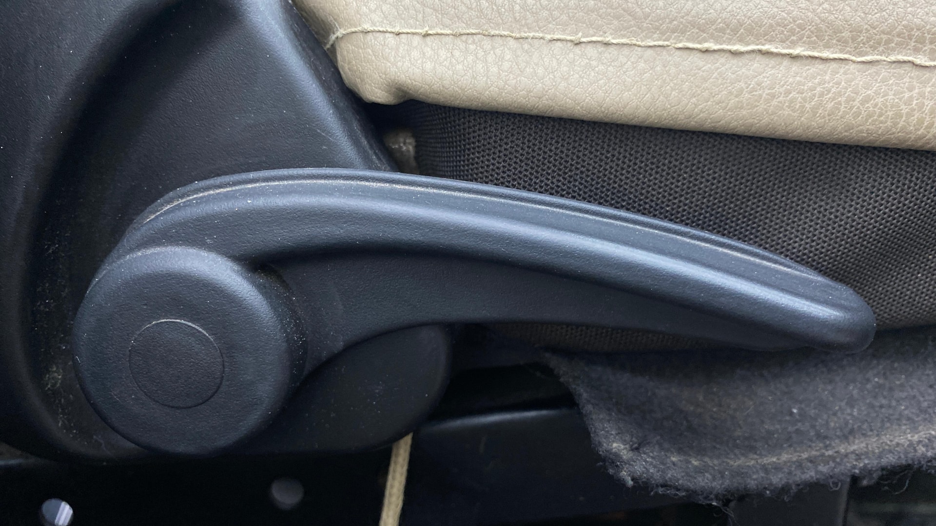 View 2015 Tata Nano Twist XT Image 18 Used 2015 Tata Nano Twist XT Image 18