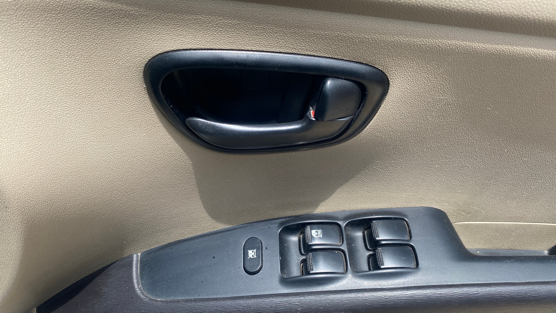 View 2014 Hyundai i10 1.1 Magna Image 32 Used 2014 Hyundai i10 1.1 Magna Image 32