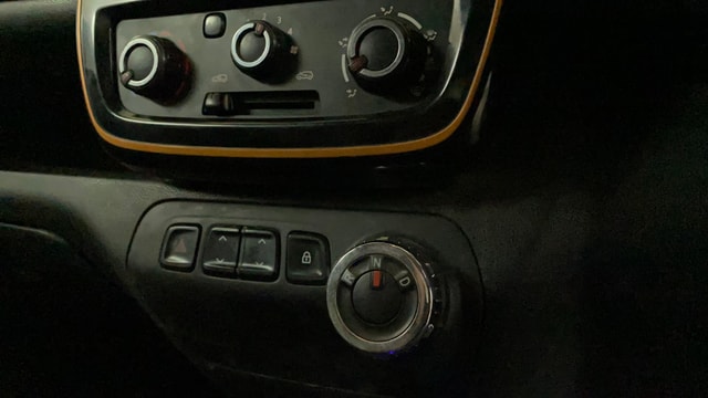 View Renault Kwid Image 38 Used Renault Kwid Image 38