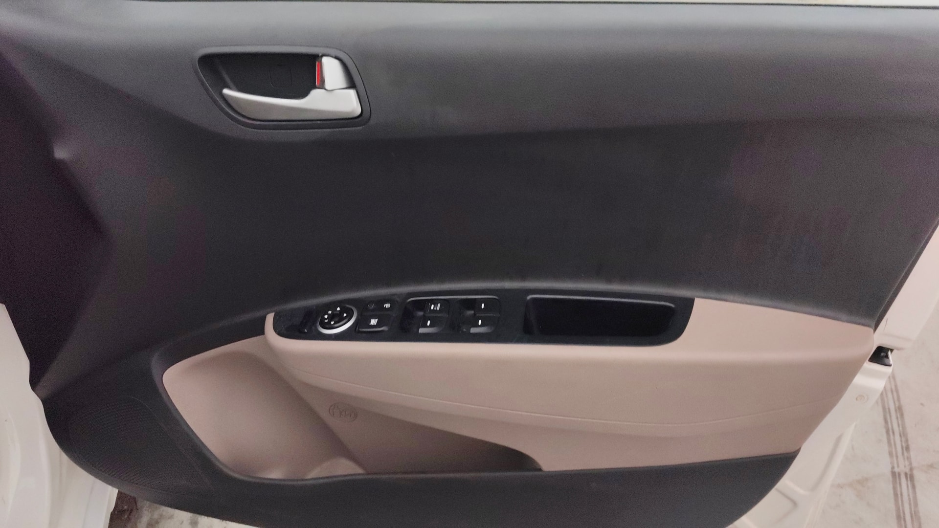 View 2014 Hyundai Xcent E Petrol Image 32 Used 2014 Hyundai Xcent E Petrol Image 32