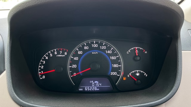 View Hyundai Grand i10 Image 33 Used Hyundai Grand i10 Image 33
