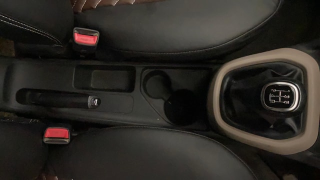 View Hyundai Grand i10 Image 38 Used Hyundai Grand i10 Image 38