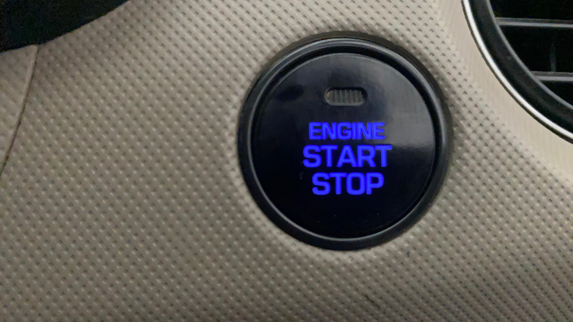 View 2019 Hyundai Grand i10 1.2 Asta Petrol Image 33 Used 2019 Hyundai Grand i10 1.2 Asta Petrol Image 33