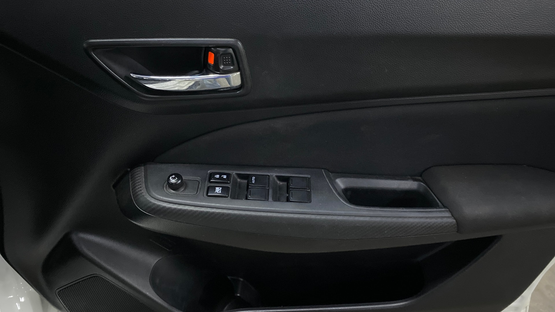 View 2024 Maruti Suzuki 1000 Base Variant Image 32 Used 2024 Maruti Suzuki 1000 Base Variant Image 32