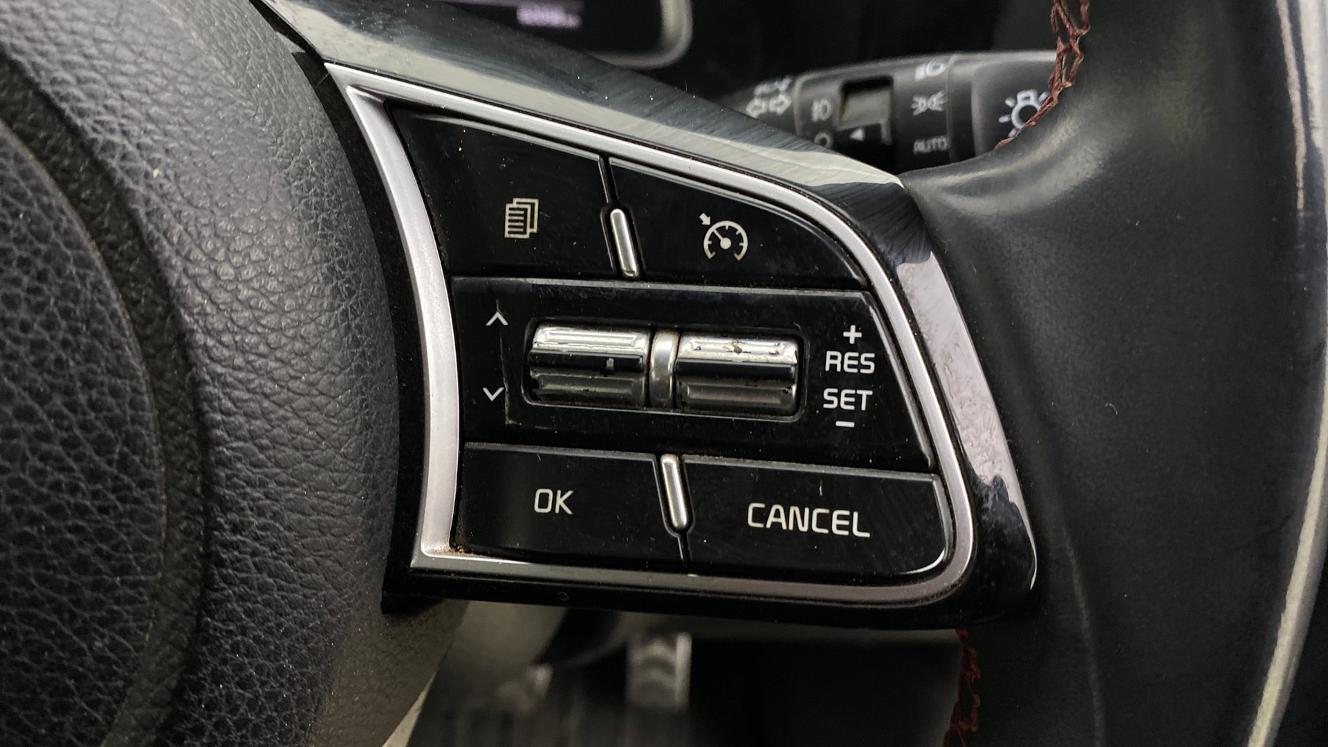 View 2020 Kia Sonet GTX Plus AT Diesel Image 3 Used 2020 Kia Sonet GTX Plus AT Diesel Image 3