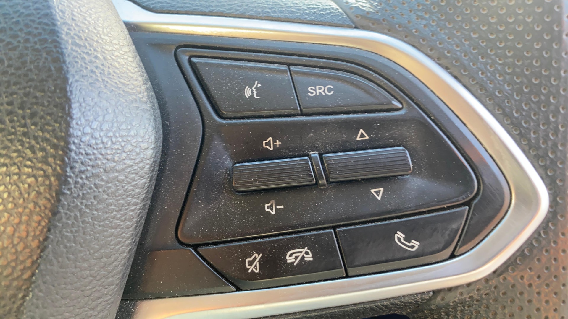 View 2020 MG Hector Sharp Petrol BS IV Image 3 Used 2020 MG Hector Sharp Petrol BS IV Image 3