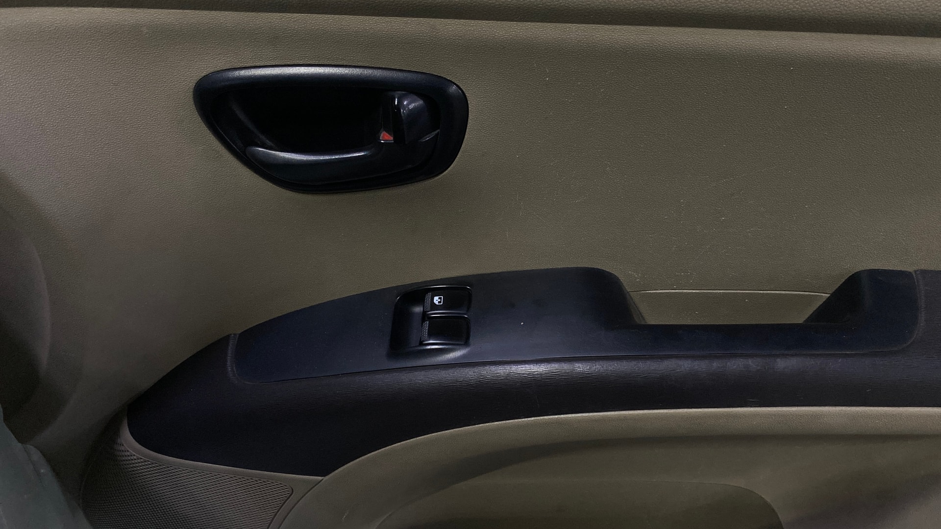 View 2013 Hyundai i10 1.1 Era Image 36 Used 2013 Hyundai i10 1.1 Era Image 36