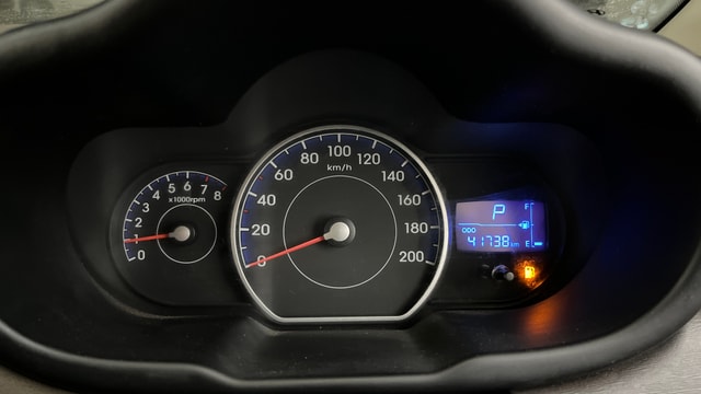 View Hyundai i10 Image 33 Used Hyundai i10 Image 33