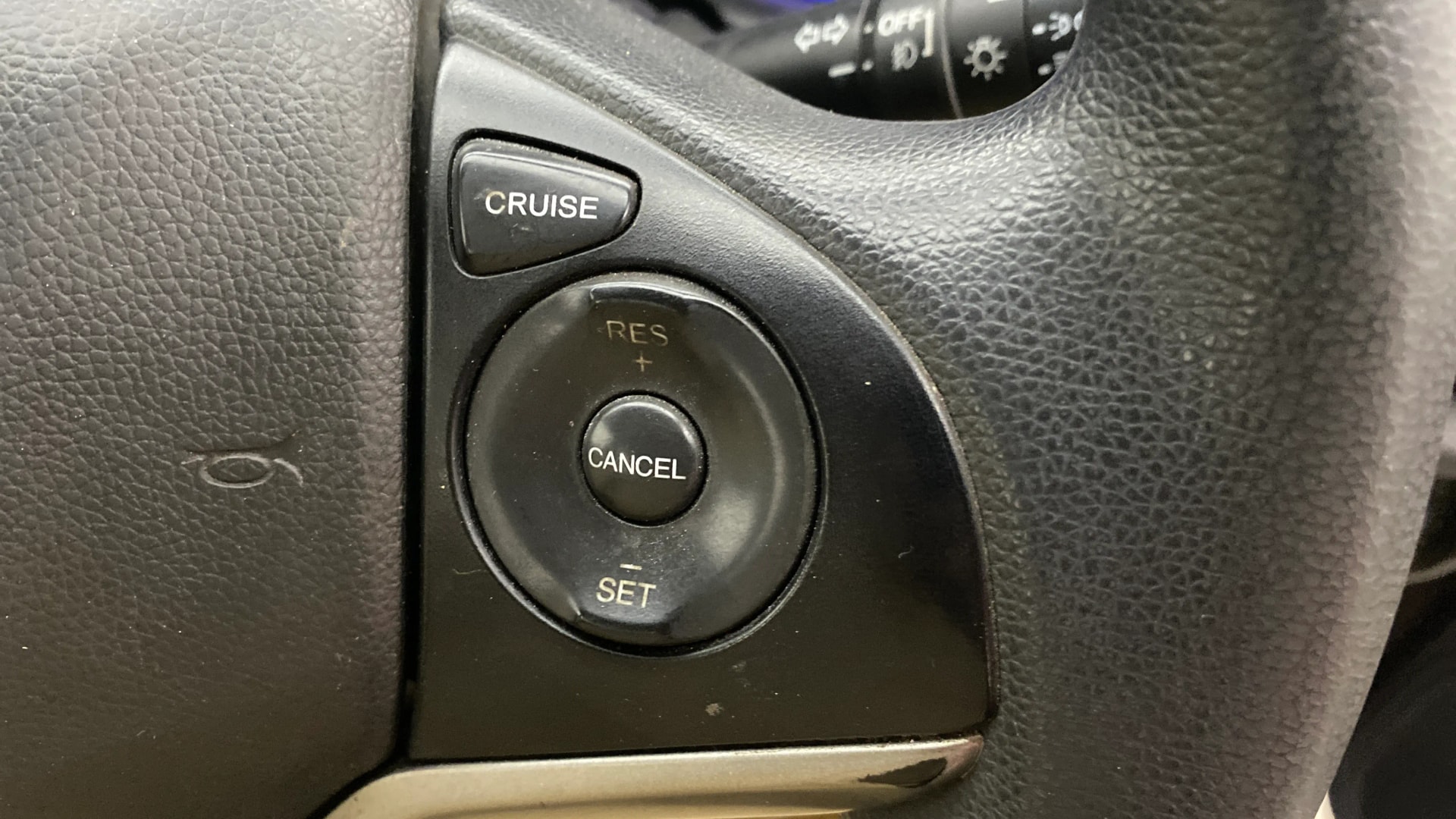 View 2015 Honda City ZX MT Diesel Anniversary Edition Image 3 Used 2015 Honda City ZX MT Diesel Anniversary Edition Image 3