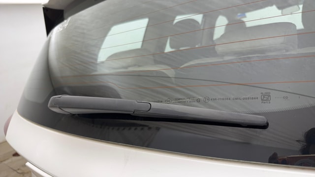 View Mahindra XUV700 Image 25 Used Mahindra XUV700 Image 25