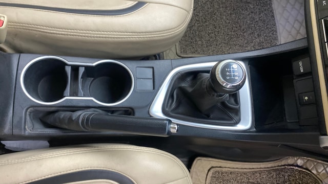 View Toyota Corolla Altis Image 40 Used Toyota Corolla Altis Image 40