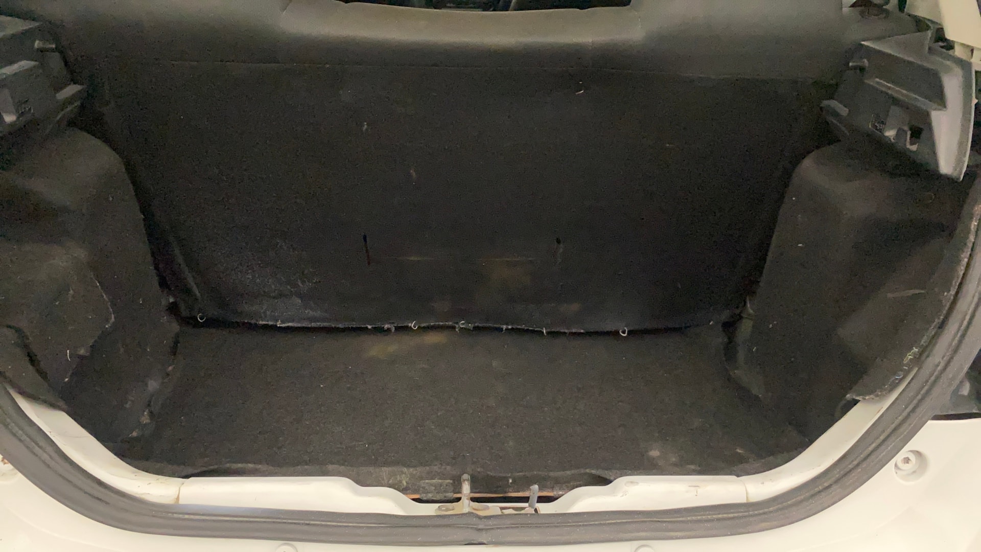 View 2018 Tata Tiago Revotorq XB Image 7 Used 2018 Tata Tiago Revotorq XB Image 7