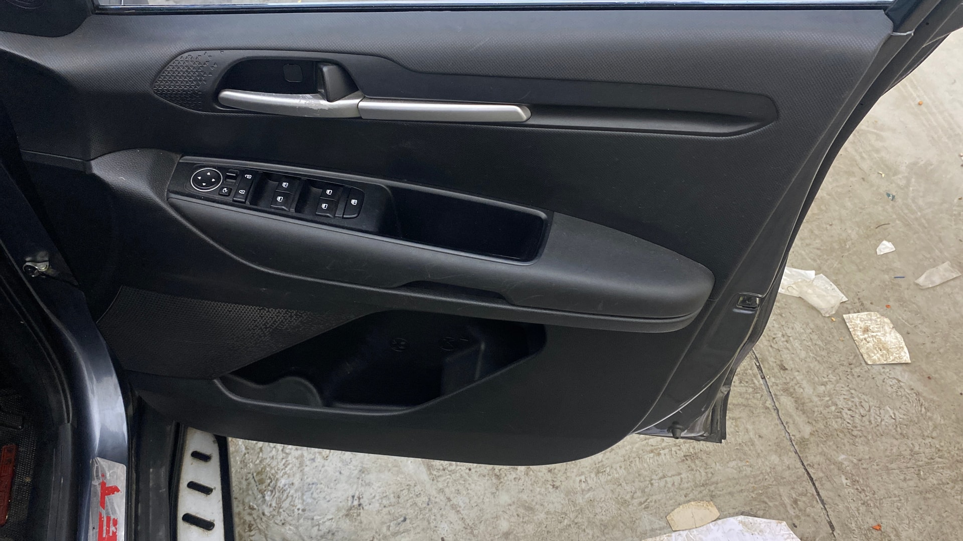 View 2022 Kia Sonet HTK Plus Petrol Image 34 Used 2022 Kia Sonet HTK Plus Petrol Image 34