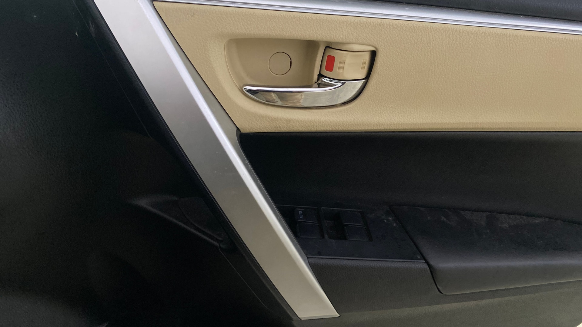 View 2018 Toyota Corolla Altis 1.8 GL Image 33 Used 2018 Toyota Corolla Altis 1.8 GL Image 33