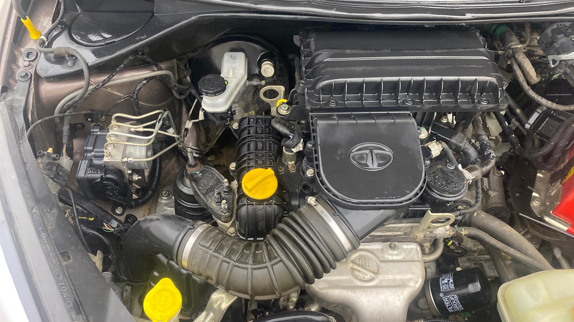 View 2020 Tata Tiago Revotorq XB Image 3 Used 2020 Tata Tiago Revotorq XB Image 3