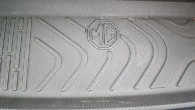 View MG Hector Image 10 Used MG Hector Image 10