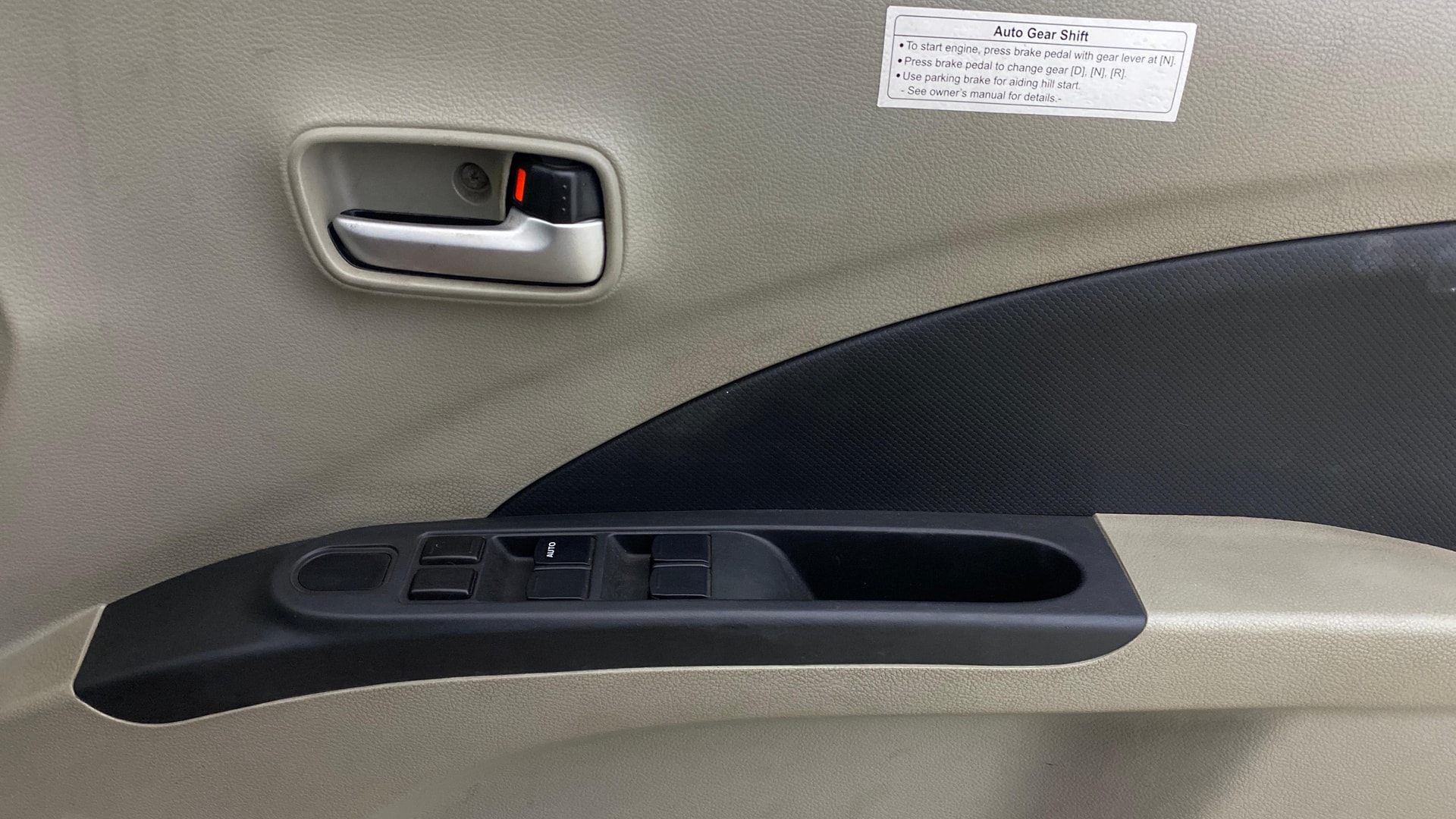 View 2014 Maruti Suzuki 1000 Base Variant Image 33 Used 2014 Maruti Suzuki 1000 Base Variant Image 33