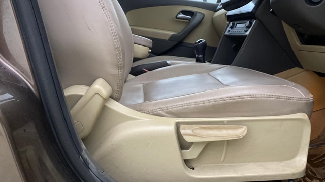 View Volkswagen Vento Image 18 Used Volkswagen Vento Image 18